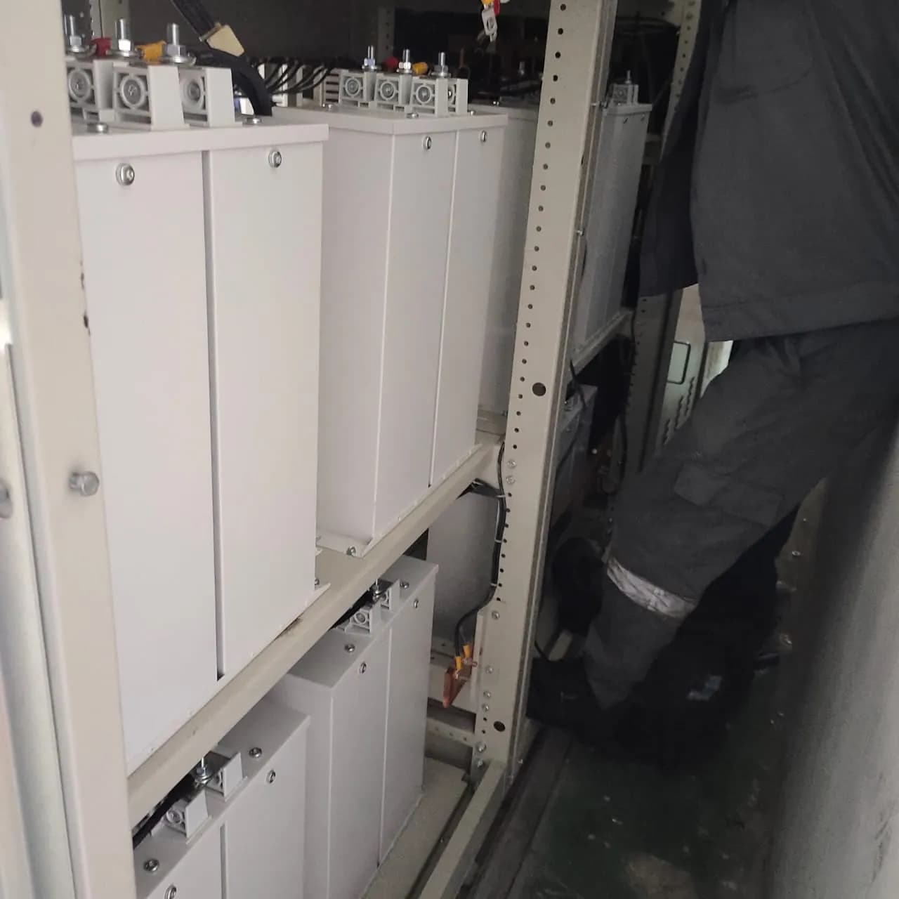 PENGGANTIAN CAPACITOR BANK 3
