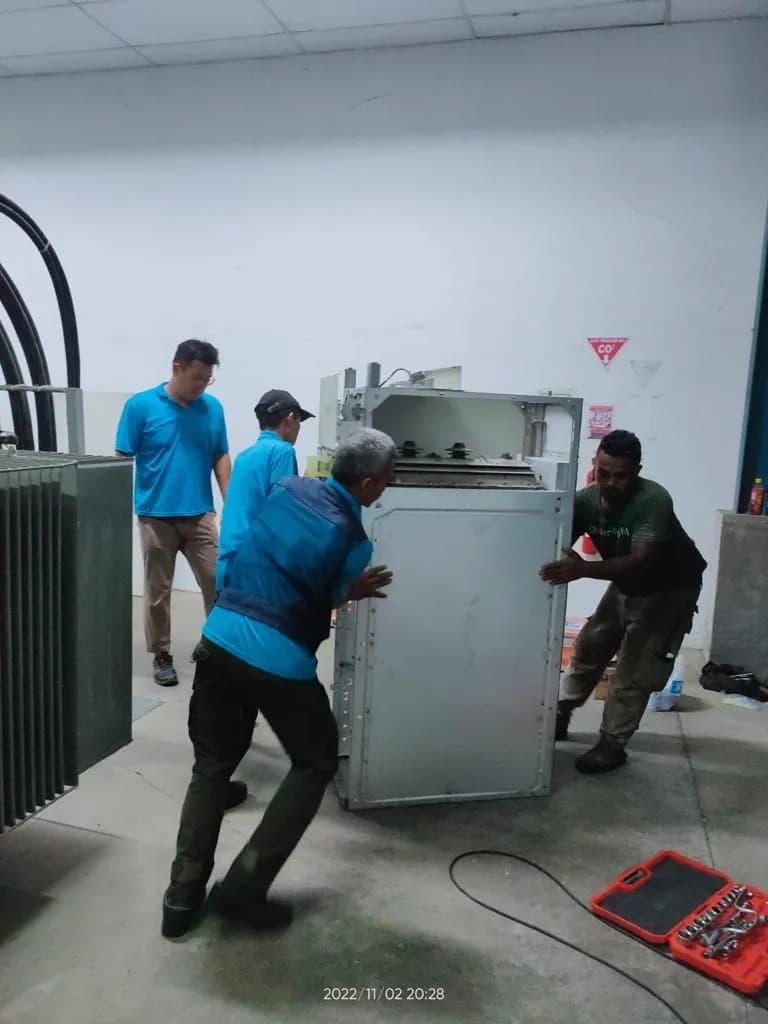 PENGGANTIAN PANEL CUBICLE INCOMING 2